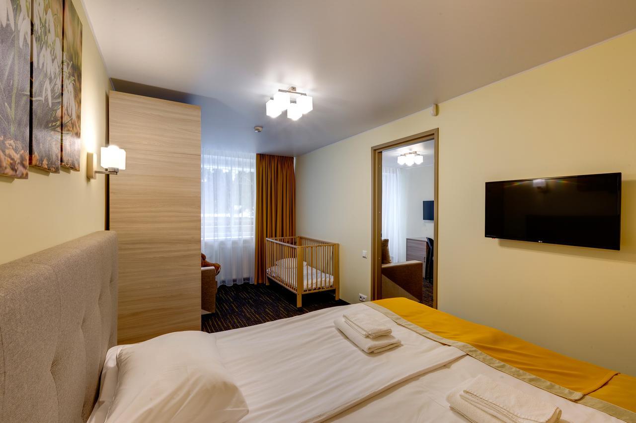 Liivarand Hotel Narva-Jõesuu Esterno foto