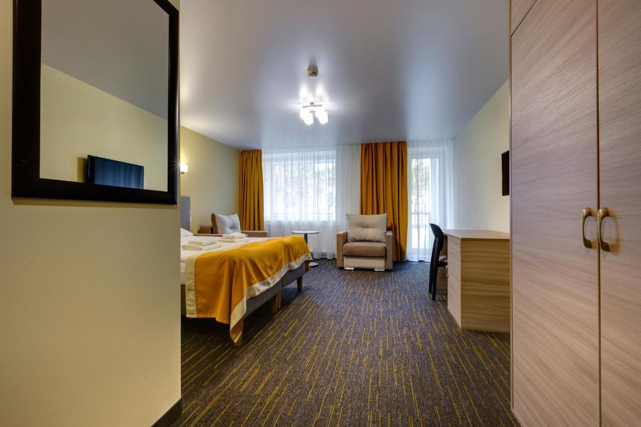 Liivarand Hotel Narva-Jõesuu Esterno foto